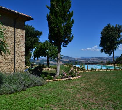 b&b farmhouse holiday in Tuscany Italy