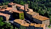 Querceto b&b farmhouse hotel apartments Tuscany